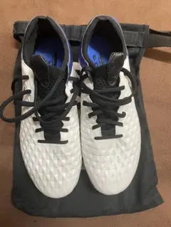 NIKE TIEMPO サッカースパイク SG ホワイト ブルー - メルカリ