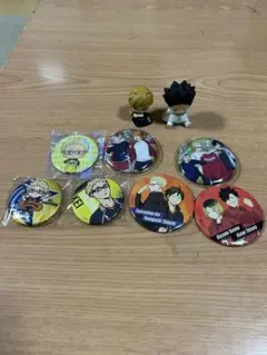 ハイキュー!! ピンバッジ7個とフィギュア2体セット