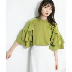 【最終価格】フリルショルダーTシャツ〈抹茶〉のサムネイル