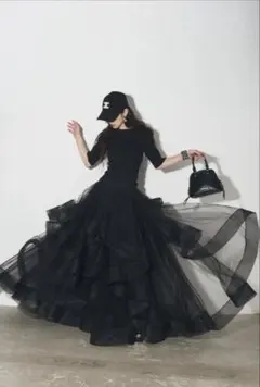 ANDREA&Co. AUBREY ボリュームフリルチュールスカート ブラック