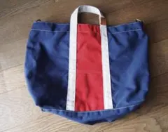 Item thumbnail for item ea724703-2ce0-45bd-8ea3-ee32e1863ca4