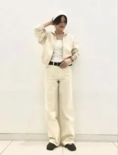 UNIQLO　バギージーンズ　ワイド　ストレート　デニム　ホワイト　アイボリー