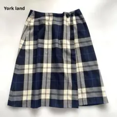 York land チェック柄プリーツスカート