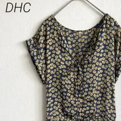 DHC フレアワンピース Ｖネック 胸元リボン ウエスト紐付き 小花柄 裏地付きのサムネイル