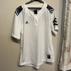 adidas ホワイトショートスリーブウェア
