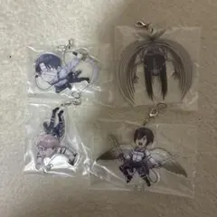 ⭐*️様 一番くじ進撃の巨人　F賞、アクリルチャーム　リヴァイ、ミカサ、ジャン、