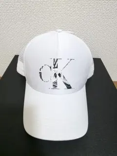 美品☆男女兼用！CK カルバンクライン ベースボールキャップ