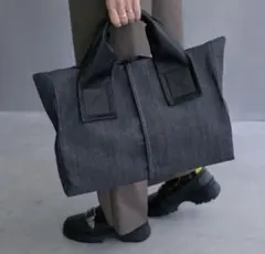 Item thumbnail for item d5e591a6-862b-4211-a3b2-5e27d3e9a39d