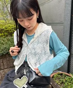 チ*ル様 美品　Kastane カスタネ　ノースリーブパーカー　スタッフ山田企画のサムネイル