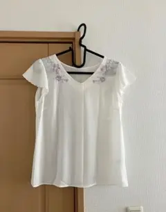ミッシュマッシュ フラワー刺繍 ブラウスのサムネイル