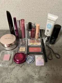 コスメ化粧品雑貨　まとめ売り