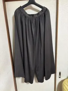 最終価格！新品未使用　a.v.vロングキュロットガウチョパンツ　ダークグレー　L