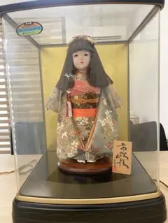新品の市松人形 日本人形 女の子 ガラスケース入り - メルカリ