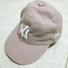 NEWERA ヤンキース ロゴ刺繍 ベージュ ベースボールキャップ9TWENTYのサムネイル
