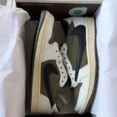 Travis Scott × Nike Air Jordan 1 Low OG