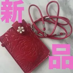 花柄　赤　レッド　スマホショルダーバッグ　マルチショルダー　ミニバッグ　マリクワ