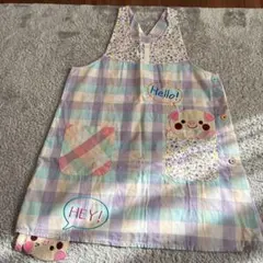 チェック柄エプロン 豚の刺繍付き