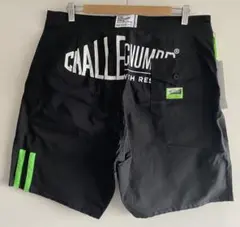 新品未使用　チャレンジャー × マジックナンバー　サーフパンツ　XL ブラックのサムネイル