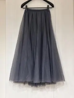 【新品タグ付き】fifth チュールロングスカート　グレーのサムネイル