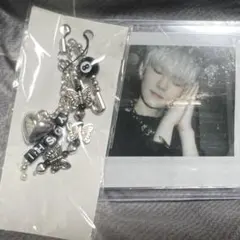 treasure ヨシ　ここねんね　トレカ　ビーズストラップ