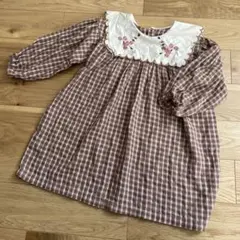 期間限定値下げ　花柄刺繍フリル襟　チェック柄ワンピース