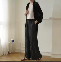 プリーツワイドパンツ　ダークグレー　L