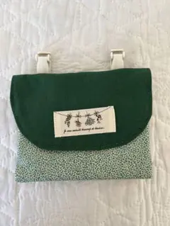 Item thumbnail for item ae3440f9-ea34-4bf2-a489-e48ae85213cc