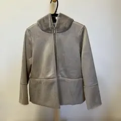 ケユカ　フード付きベージュ系ムートンコート