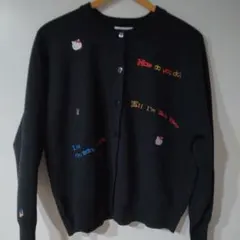 Hello Kitty カーディガン 黒刺繍入り