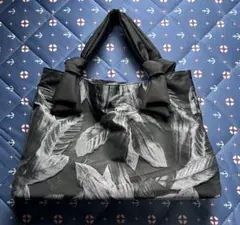 Item thumbnail for item f61adc5b-bc90-4e50-8c04-832cfb7cdda9