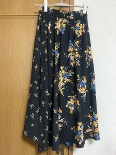 アズールバイマウジー　AZUL BY MOUSSY スカート　花柄　Ｍ