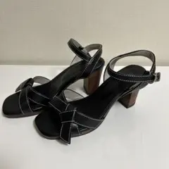 ブラックストラップサンダル Sサイズ