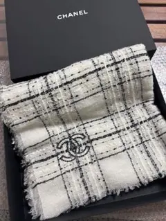 美品♡CHANEL 白黒ツイード　カシミヤポケット付きマフラー 2026年最新】マフラー ツイード シャネルの人気アイテム - メルカリ