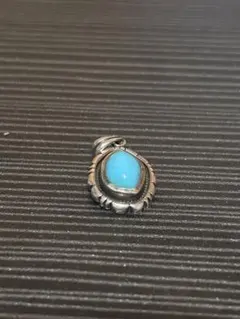 ぎ*ざ様 ネックレストップ　ターコイズ シルバー925 ペンダント