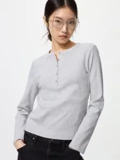 UNIQLOリブヘンリーネックT/長袖　グレー ユニクロ