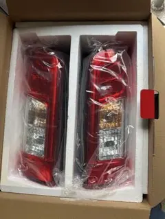 美品☆エブリィ17用LEDテールランプ！ クリッパー スクラム DA17W 美品☆エブリィ17用LEDテールランプ！ クリッパー スクラム DA17W