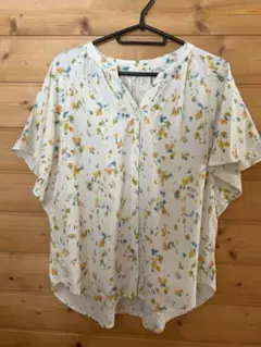 半袖　GROBAL WORK 新品　タグつき　さらさらリラックスブラウス
