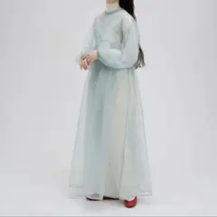 Perna. オーガンジープリーツワンピース - メルカリ