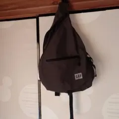 スリングバッグ バックパック