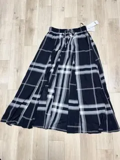 新品未使用 グローバルワーク エアリーリラックスフレアスカート