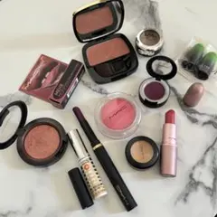 MAC コスメ　まとめ売り　チーク　アイシャドウ　口紅等
