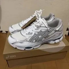 ASICS アシックスGEL-NYC 26.5cm 新品のサムネイル