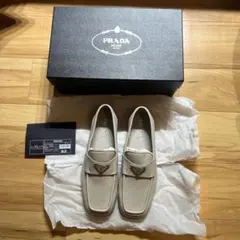PRADA ローファー レザー アイボリーのサムネイル