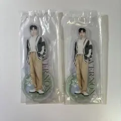 SEVENTEEN　バーノン　アクリルスタンド　セブンイレブン　くじ