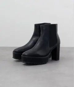 【WEB限定再入荷】ラギッドソールブーツ