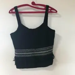 GU ニットビスチェ