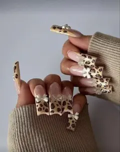 ヒョウ柄　ギャル　ロングネイル　チップ ネイルチップ　平成