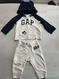 GAP ディズニーコラボ トレーナー・パンツセット 6-12ヶ月