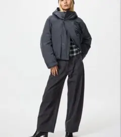 新品タグ付きユニクロバギーカーブジーンズ24（61cm）ダークグレー