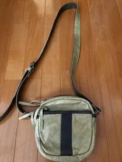 USオリーブドラブ ショルダーバッグ キャンバス アメリカ製オリーブドラブショルダーバッグ - メルカリ